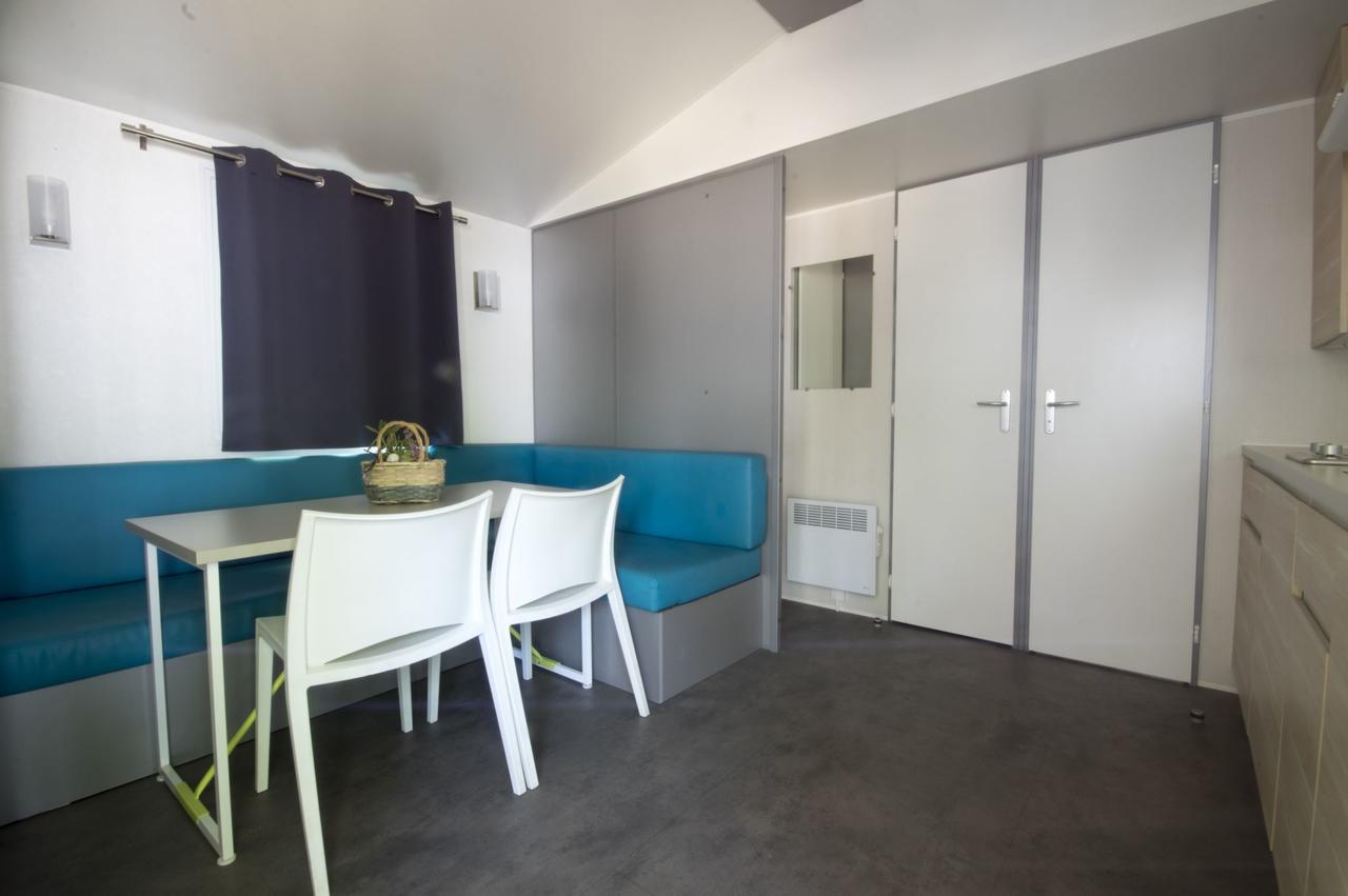 Отель Camping La Pineda De Salou Экстерьер фото